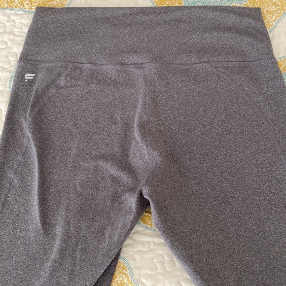 Fabletics Grey Leggings size Large great condition - Picture 3 of 7